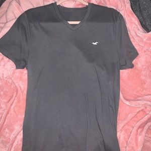 Hollister tee
